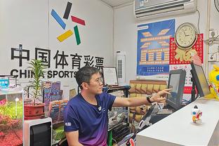 东体：王振澳成海港最大发现，他具备出众的足球智慧和脚下技术